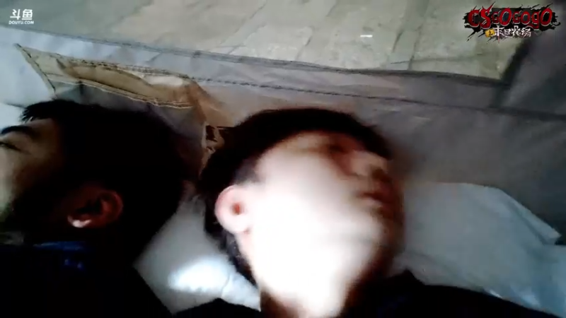 【2023-05-05 00点场】diyy刘頔：【Day1】CSGO之末日农场!
