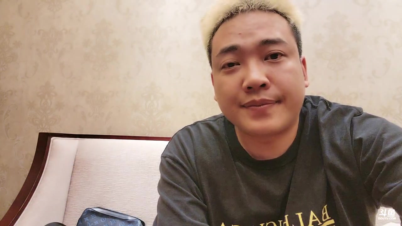 【2023-05-06 02点场】大嘴love：横店认识新朋友
