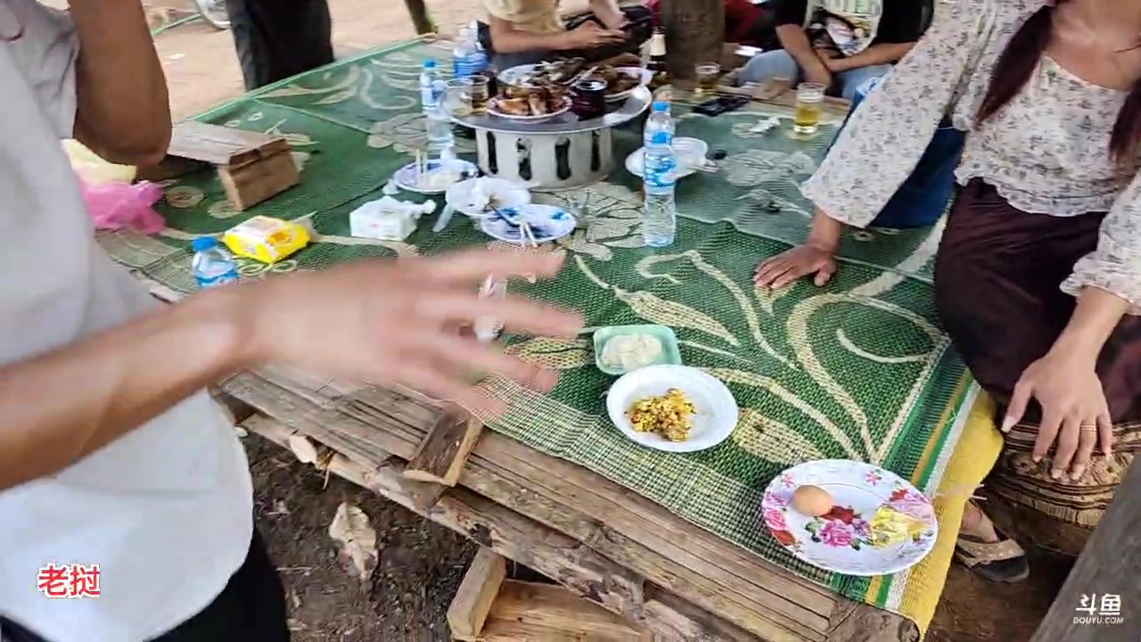 【2023-05-01 18点场】叶子户外：《纪实直播》老挝day4