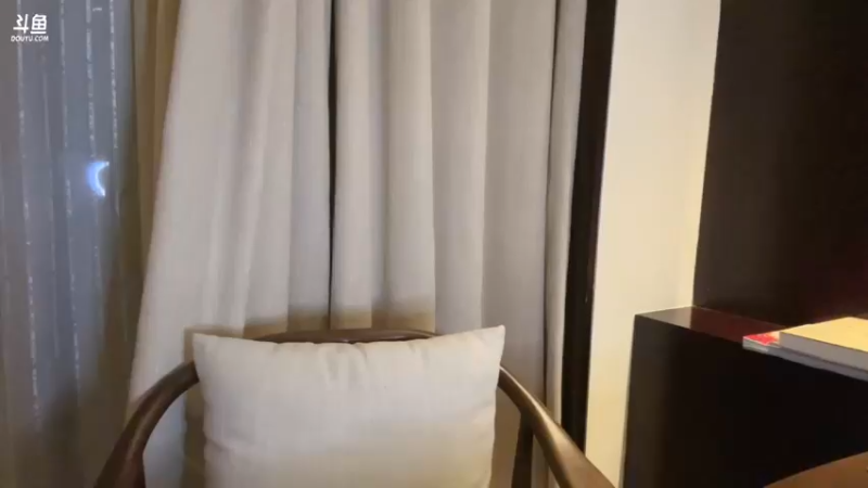 【2023-05-09 21点场】叶知秋Vanessa：秋：钻粉狂欢 采购文具逛吃逛吃