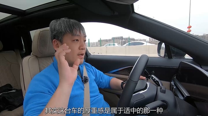 凯迪拉克锐歌：在吹牛吹上天的新能源车中，这算实在的了