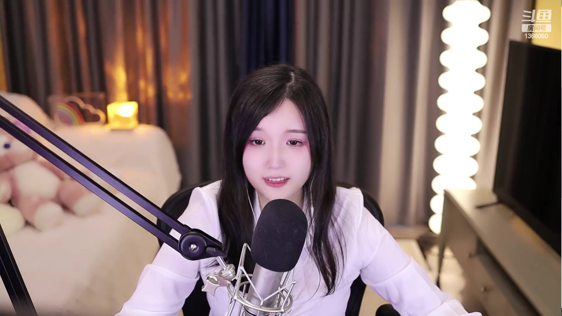 【2023-05-16 17点场】地表最强狸仔仔哟：【钻粉狂欢】开单反摄像头的第一天~