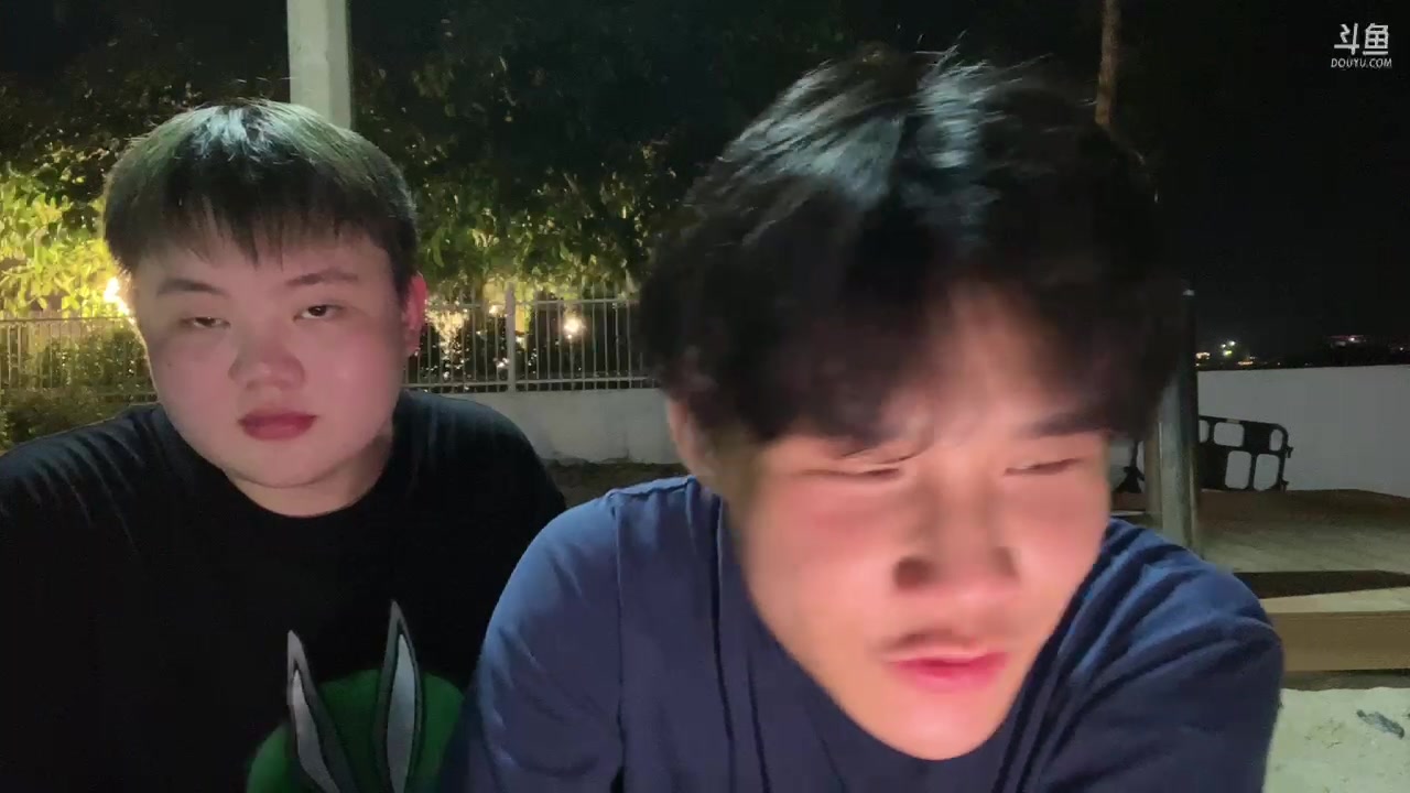 【2023-05-18 19点场】DYG丶小义：户外直播来啦