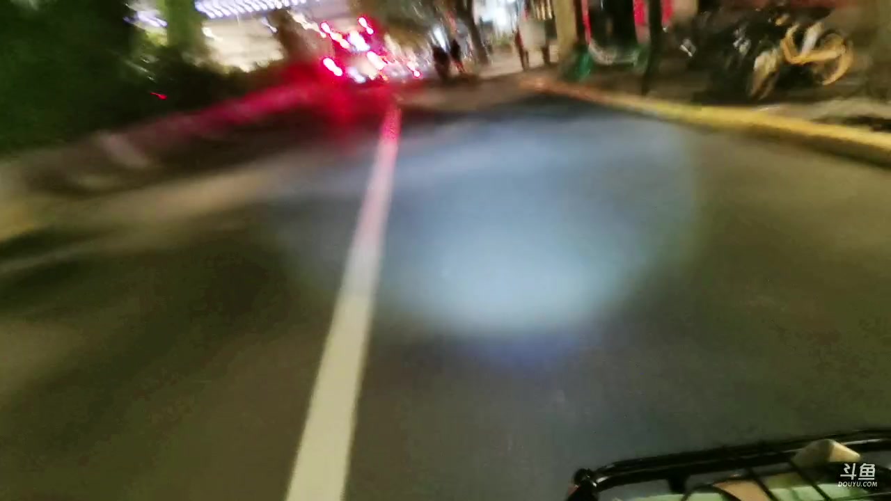 【2023-05-19 20点场】三时小周每娘娘：每一根木头都是我亲手砍的