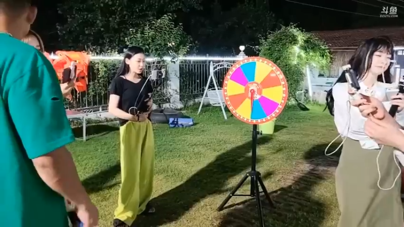 肖哥准备今晚玩转盘