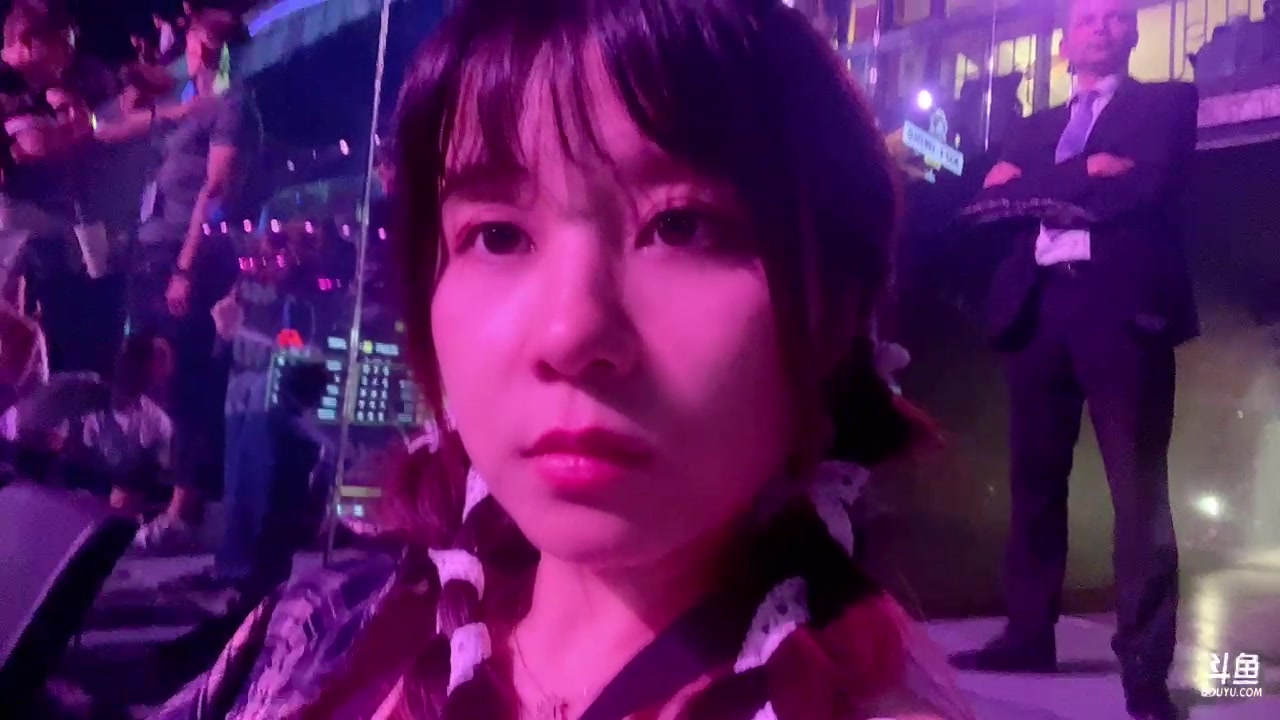 【2023-05-21 02点场】小樱sakura灬：【小樱】听说比赛现场开箱更容易出金？