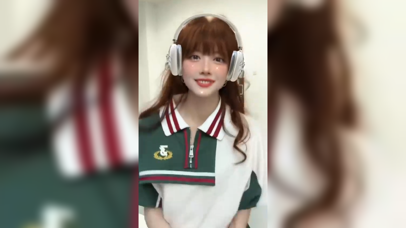 ok今天在这里当啦啦队，在现场的男大女大生点个赞让我看看