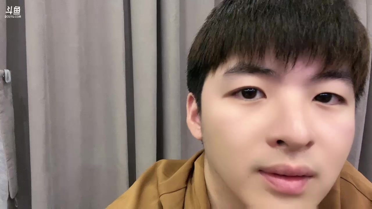 【2023-05-22 21点场】程可爱keai：【钻石双倍卡1元粉丝牌】哇塞的不得了