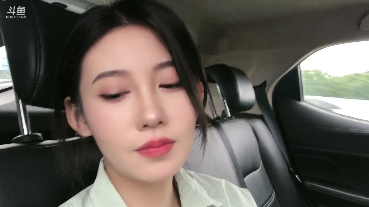 【2023-05-21 18点场】憨批姐姐沫萱：【大姨】吃火锅！