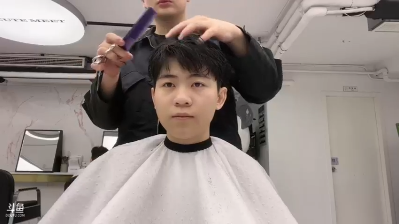 【2023-05-23 17点场】王纪超666：出发杭州，晚点户外