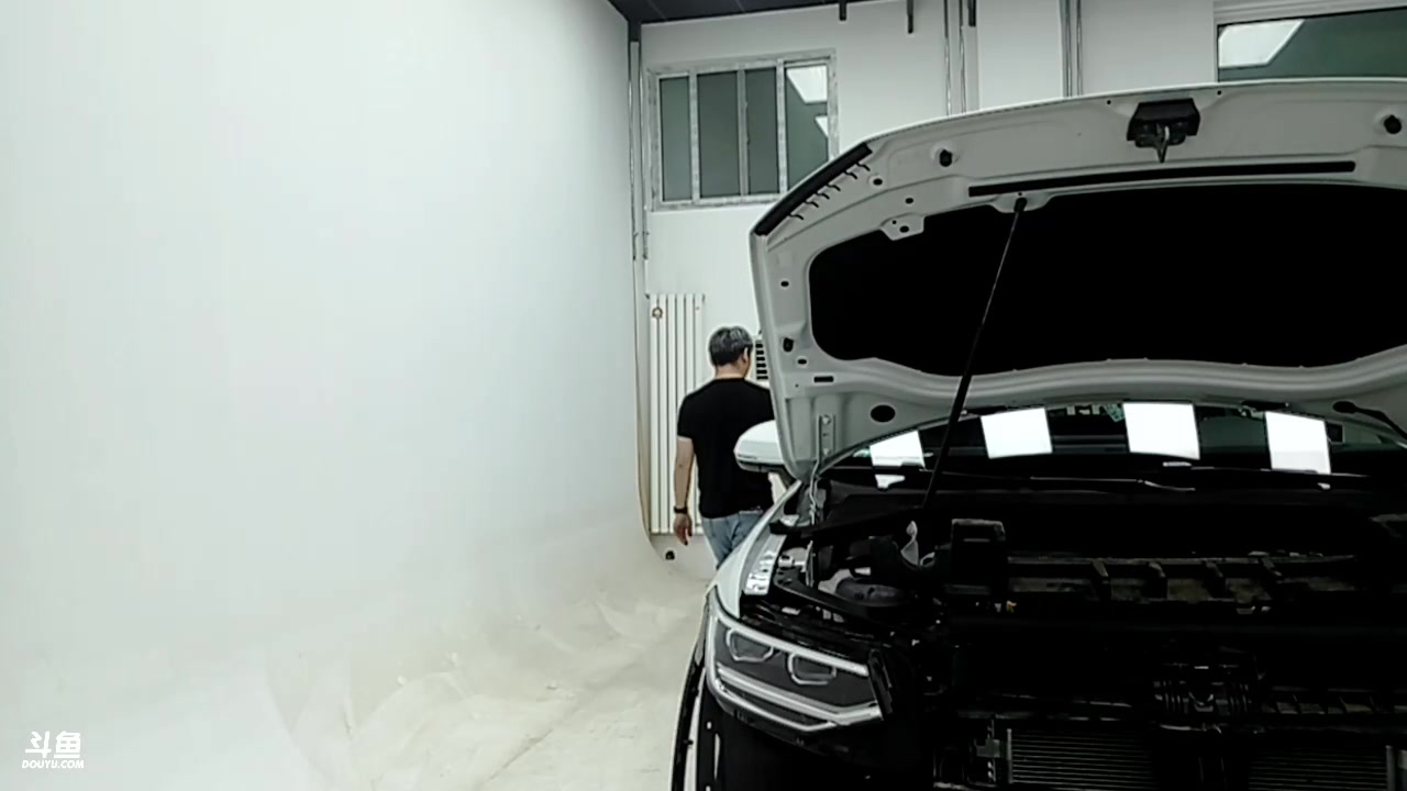 【2023-05-25 18点场】大飙车：直播拆大众途观l