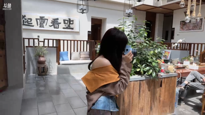 我在斗鱼看不2不叫周淑怡直播英雄联盟