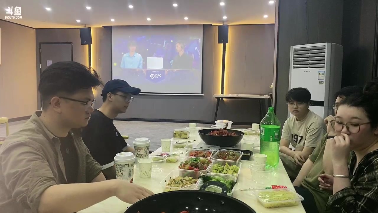 【2023-05-27 18点场】格格酱呀丶：和水友幸福的一天