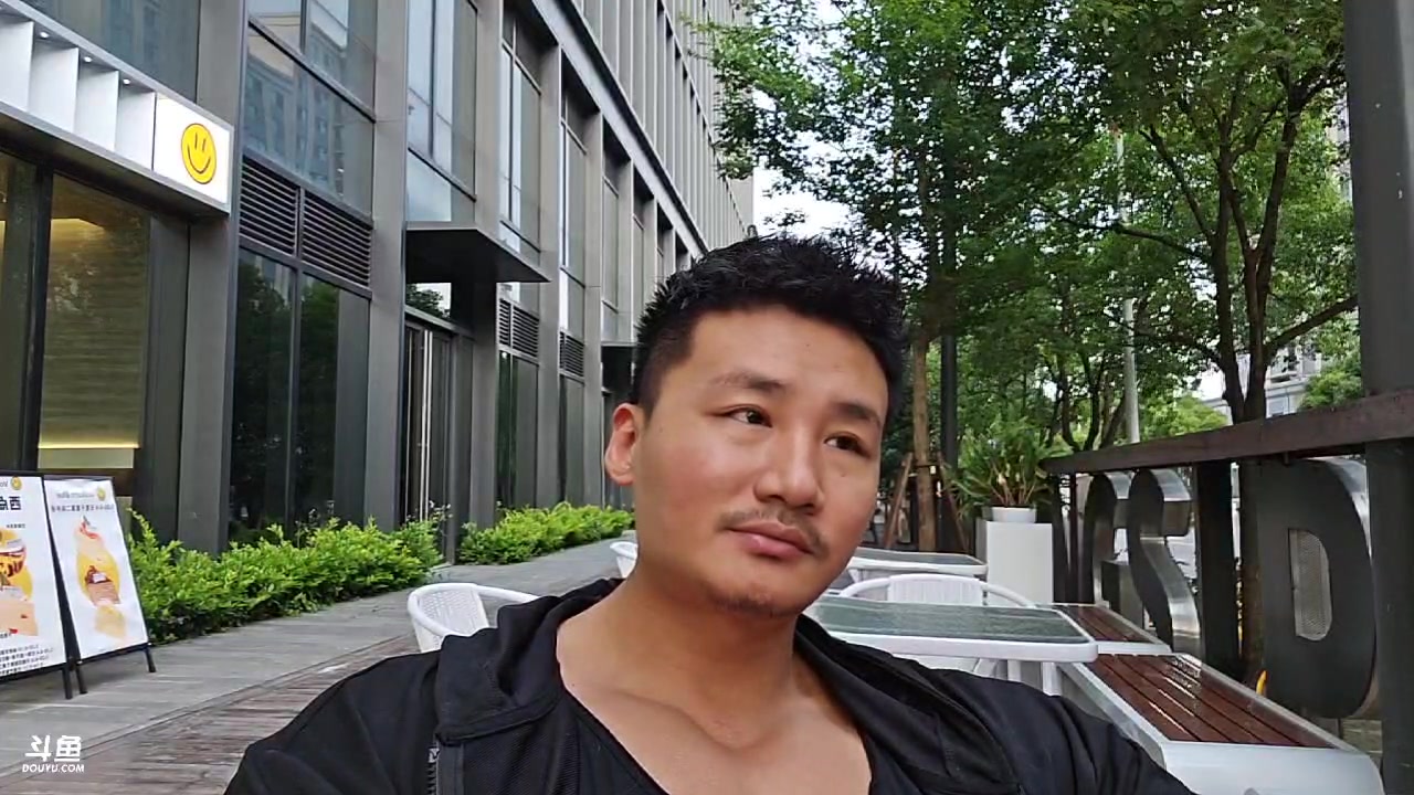 【2023-05-27 17点场】黑人毅：健身比赛临近