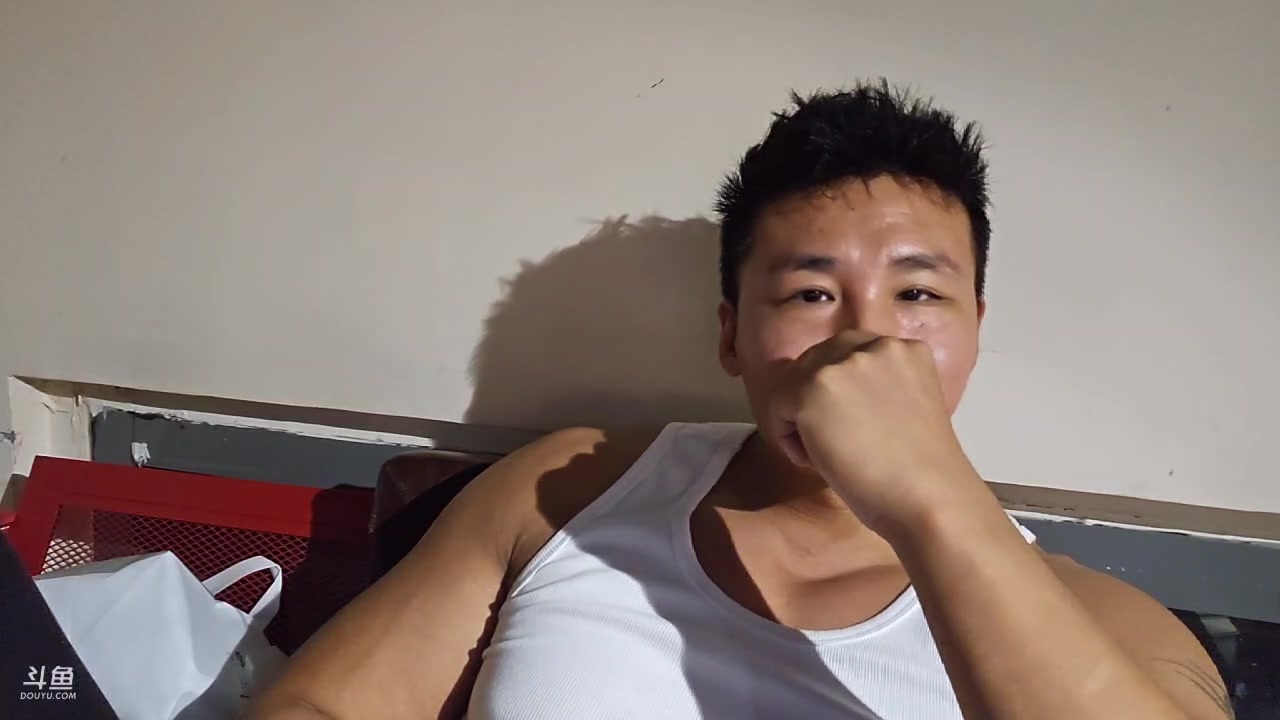 【2023-05-30 18点场】黑人毅：热度才7万的百级主播