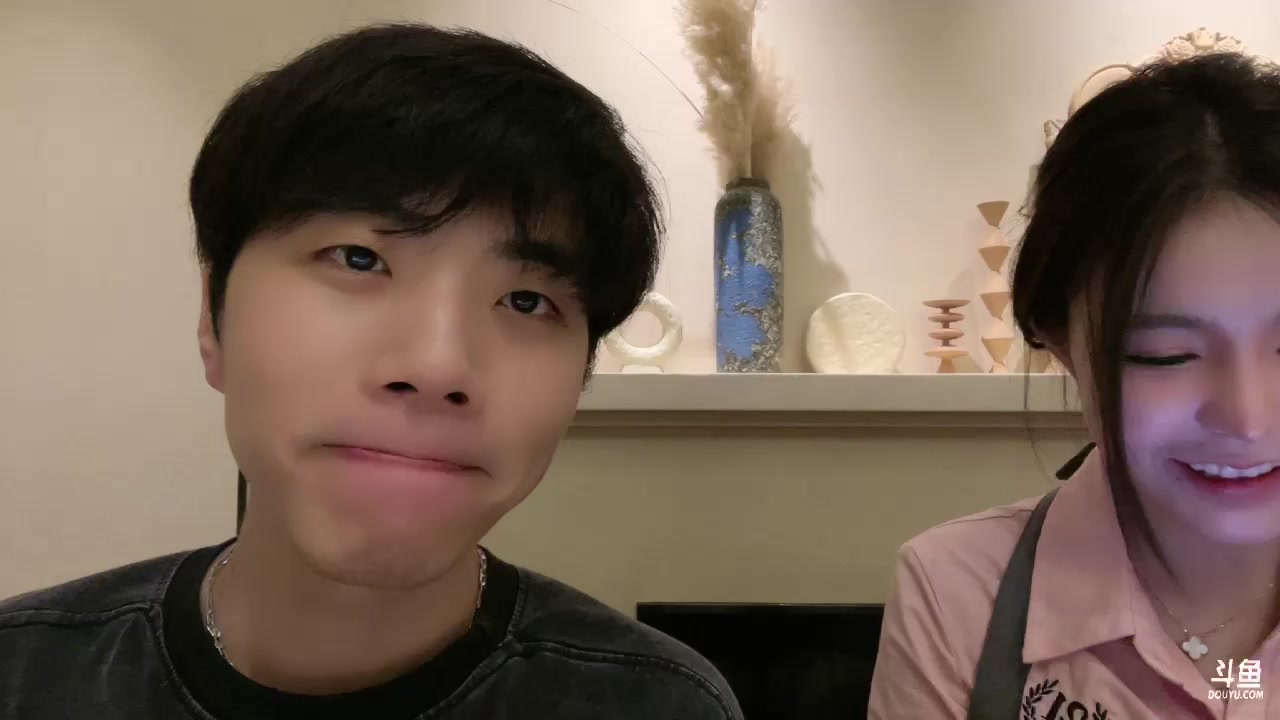 【2023-05-25 20点场】秀才冷男：【小奶团】出发去武汉~一元粉丝牌黄金双倍