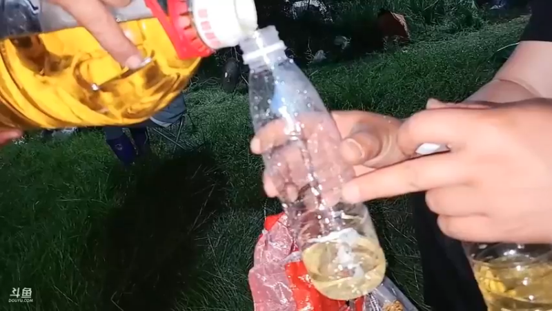 肖哥卖食用油，咩咩买了，大家说有没有积分啊