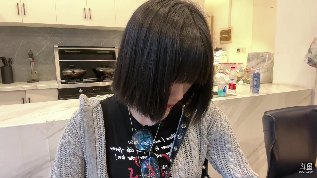 【2023-05-31 18点场】小溫dududu：腿要断啦～