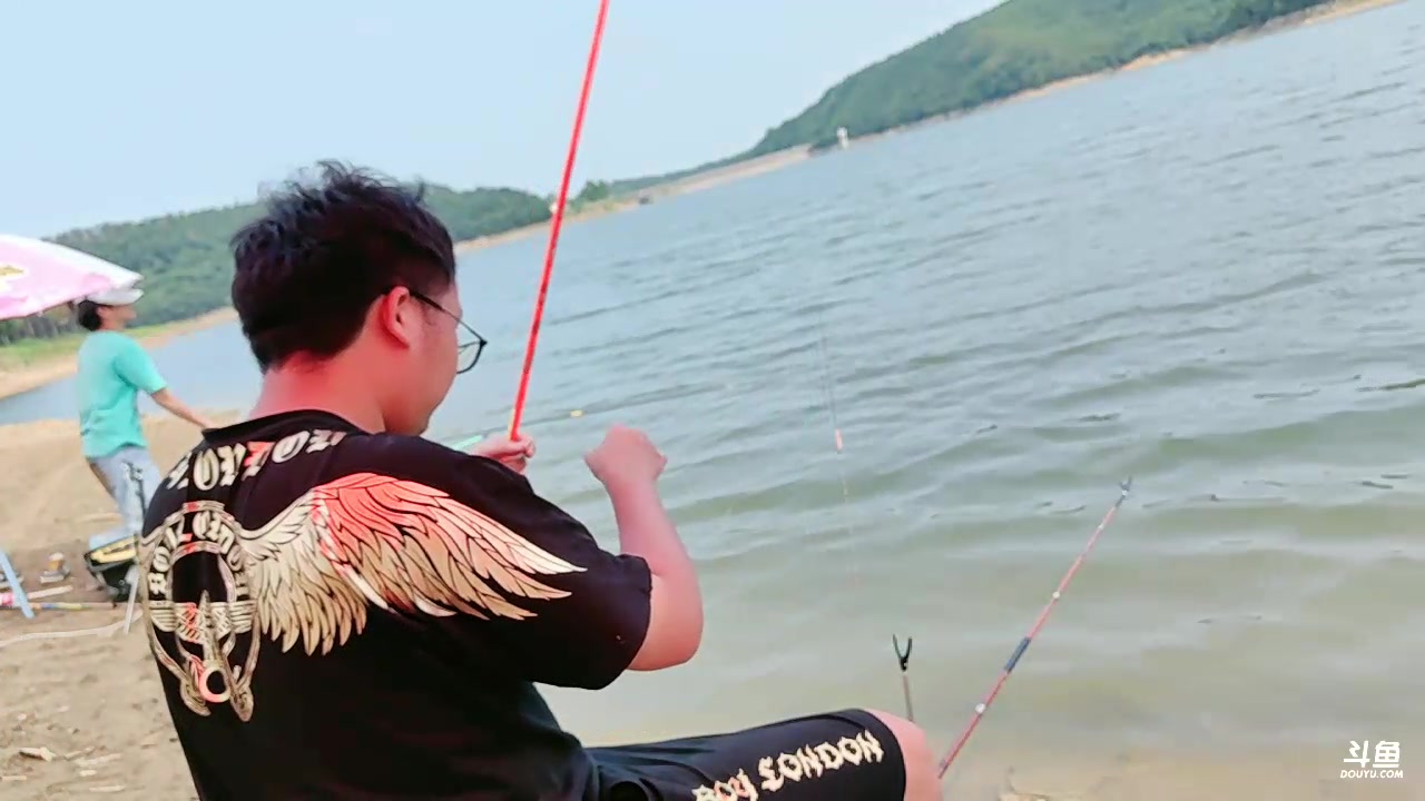 【2023-05-31 15点场】峡谷杀神酱油瓶：和梓威文祥钓鱼砍