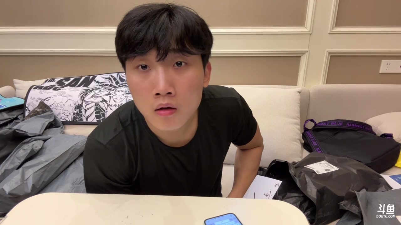 【2023-06-01 01点场】胸肌很大的良小伞：钻粉狂欢2.5倍亲密度！巨龙族集合 ！