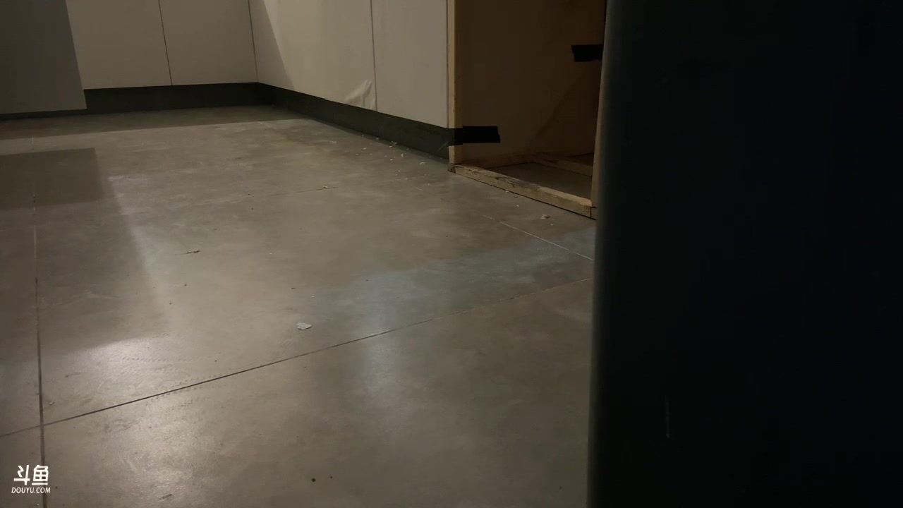 【2023-06-01 00点场】小溫dududu：腿要断啦～