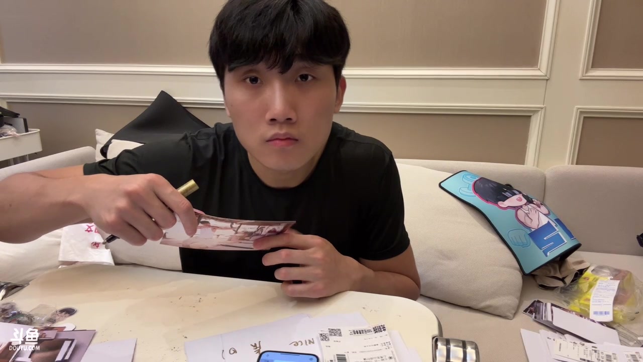 【2023-06-01 05点场】胸肌很大的良小伞：钻粉狂欢2.5倍亲密度！巨龙族集合 ！