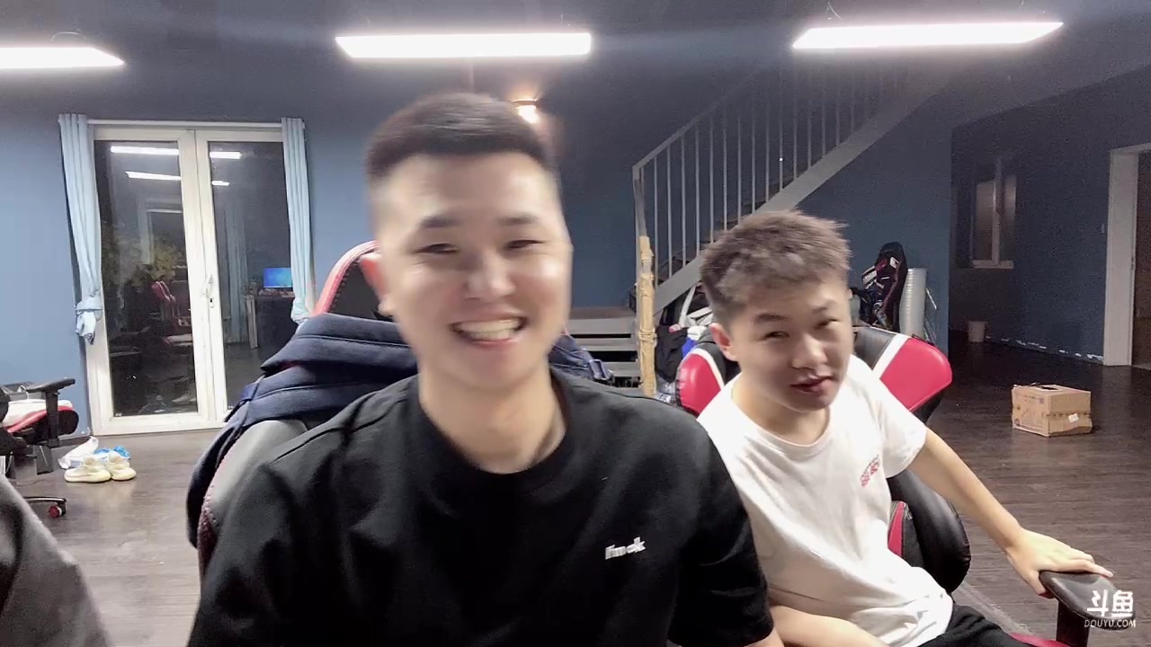 【2023-06-04 02点场】汉宫年鹏Enpi：心里再苦 不打退堂鼓