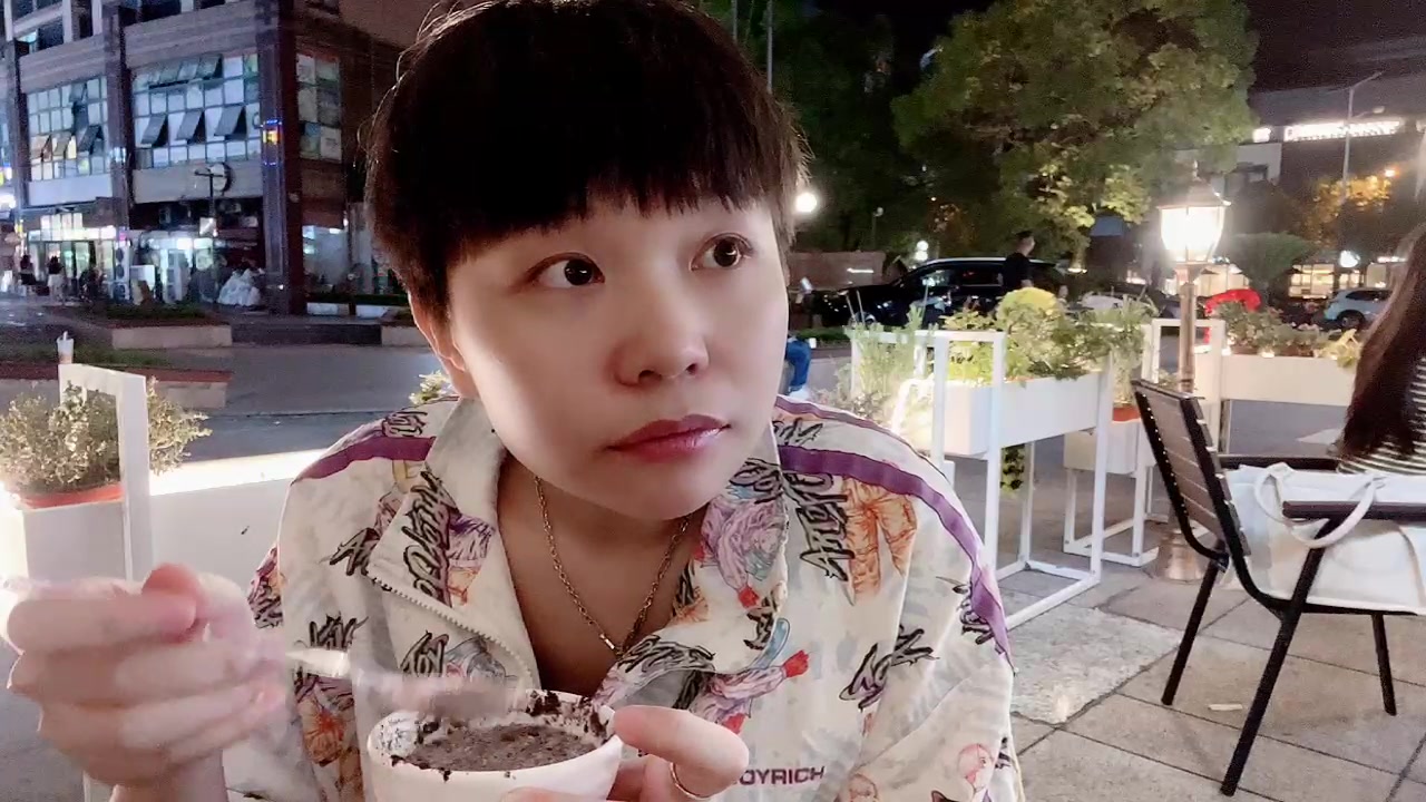 【2023-6-3 22点场】包包QuQ:【小奶团】上海户外～不定时直播