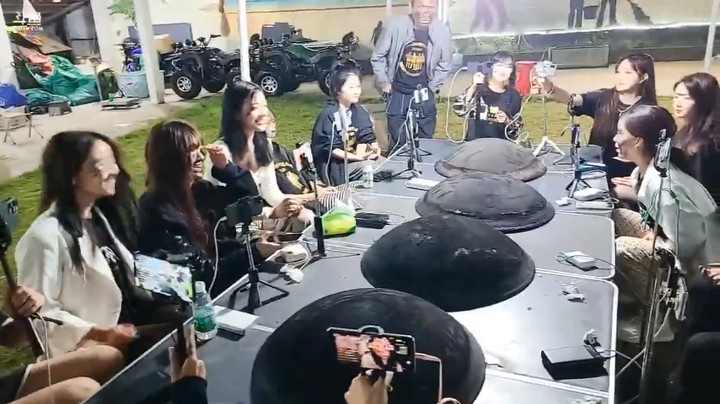 肖哥和女主播玩锅黑游戏，老圆子对肖哥是真狠啊