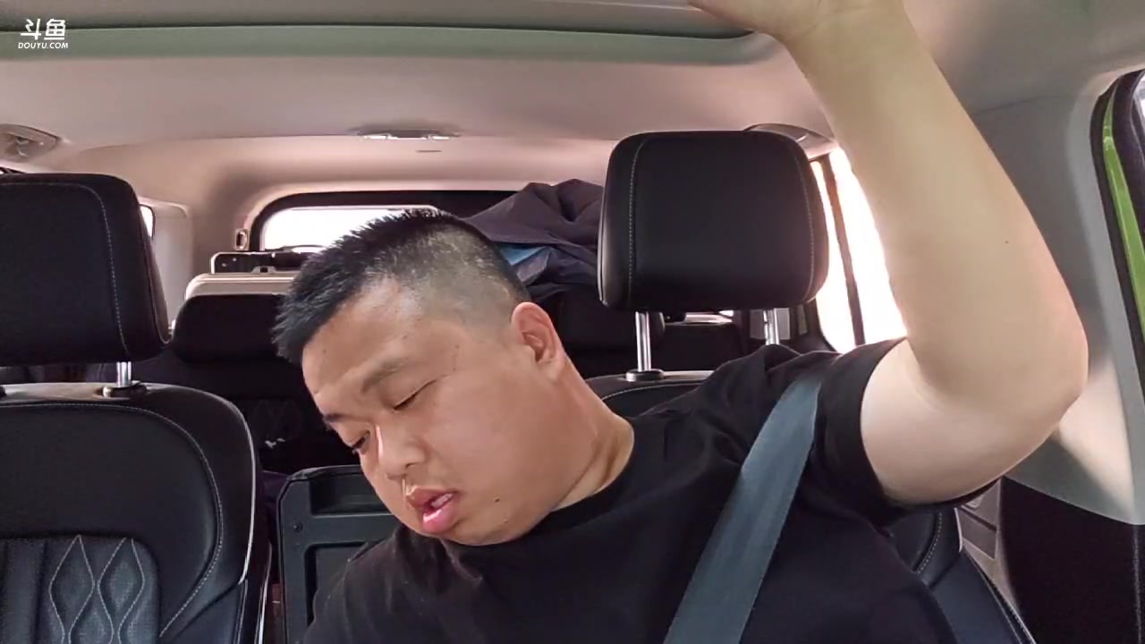【2023-06-07 18点场】蓝战非OvO：到兰州啦！环游第84天