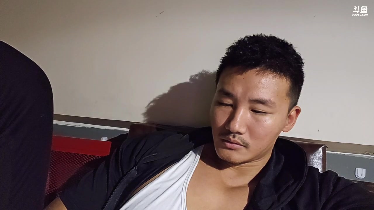 【2023-06-08 18点场】黑人毅：进入减脂期