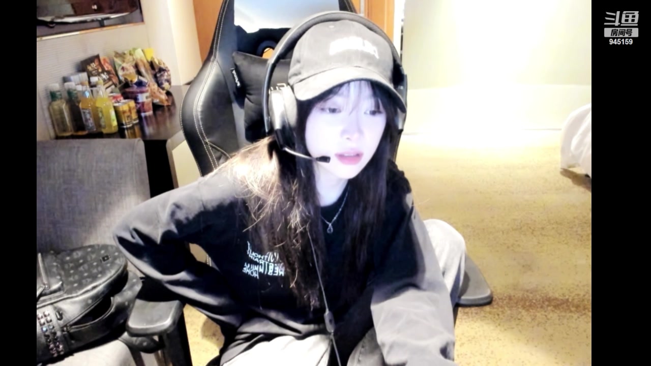 【2023-06-11 00点场】童猪啊i：白银双倍）回成都2天，空就播