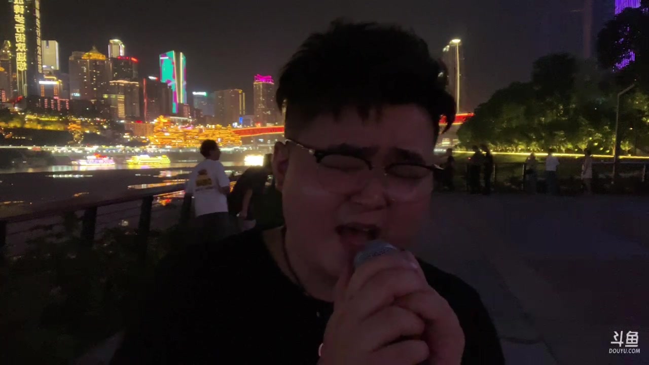 【2023-06-11 21点场】阿福Afuuu：【钻粉狂欢卡】路演进行中