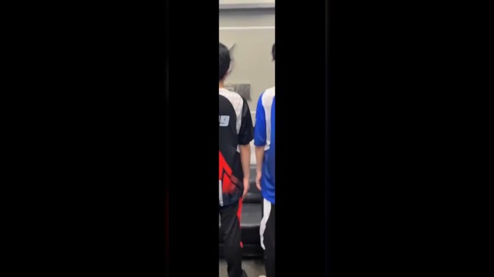 兄弟齐心！其利断金！