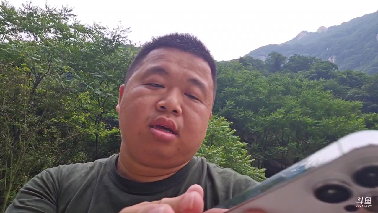 【2023-06-12 16点场】蓝战非OvO：爬华山看日出~环游世界89天！