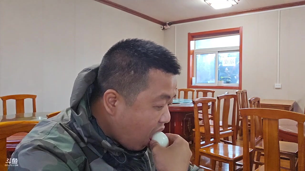 【2023-06-13 05点场】蓝战非OvO：爬华山看日出~环游世界89天！