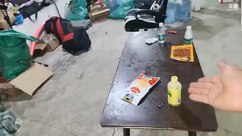 美美小宁煦和彪子都升级VIP可以买菜吃了，不用做菜