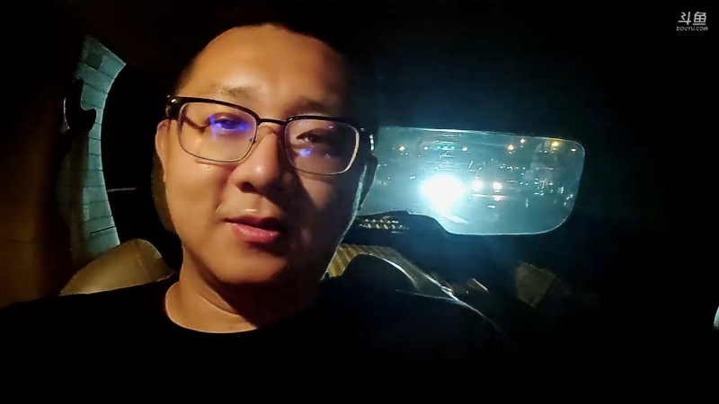 这俩都是演员张不介意，我的女朋友介意我和别的女孩发生关系吗？