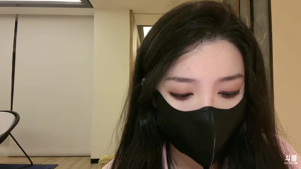 【2023-06-21 21点场】若若跑的贼快：双倍！先吃椰子鸡再去看三亚夜景