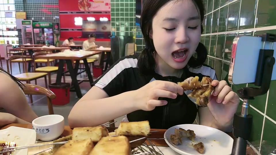 【2023-06-23 20点场】若若跑的贼快：钻石双倍！下午来出海冲浪！