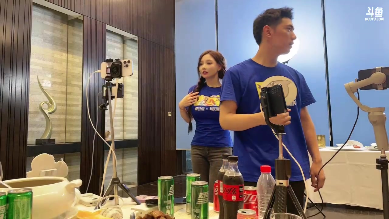 【2023-06-23 19点场】晴晴跑不动：【三亚】又活了一天