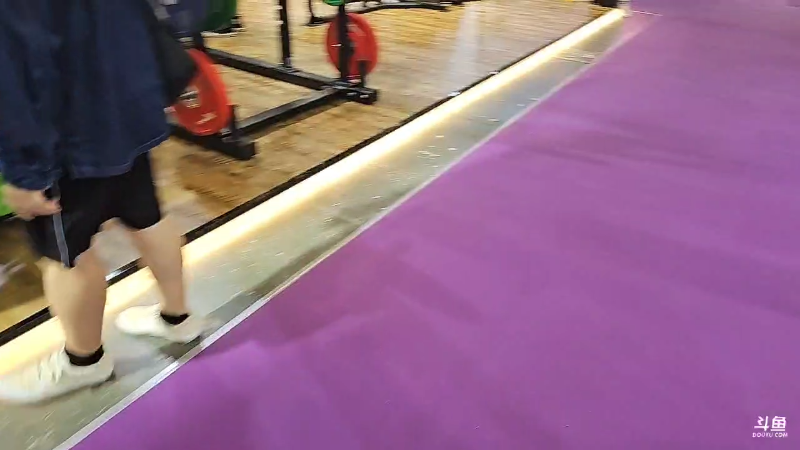 我也没有看到感兴趣的器械。