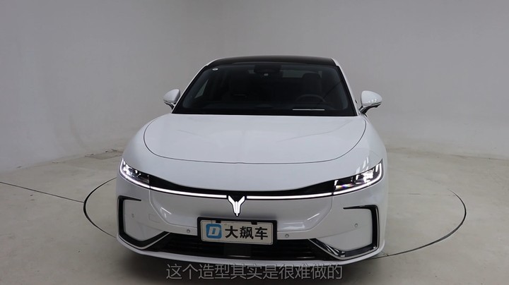 “30万+最能打”电动豪华轿车，追光的确有点东西