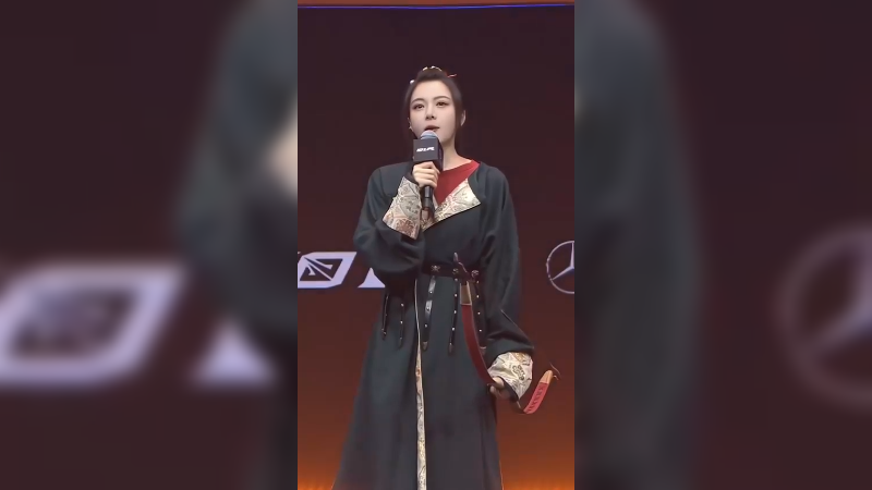 端午节的国风日，小骆当然要整点不一样的咯～