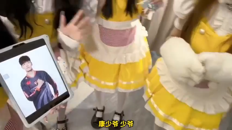 【17shou】 强行投喂17shou？最佳员工争夺已经进入白热化！