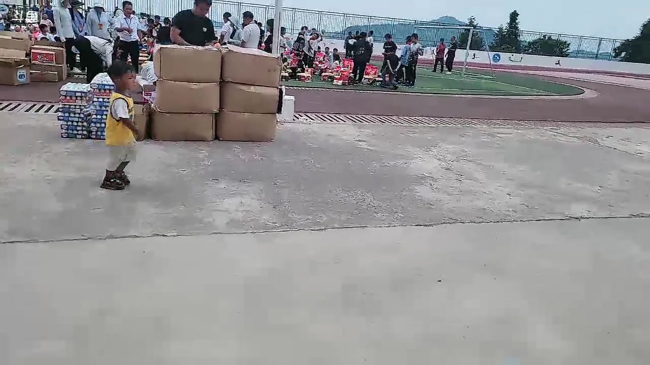 【2023-06-30 13点场】雨神丶：兄弟们周年快乐，感谢陪伴！