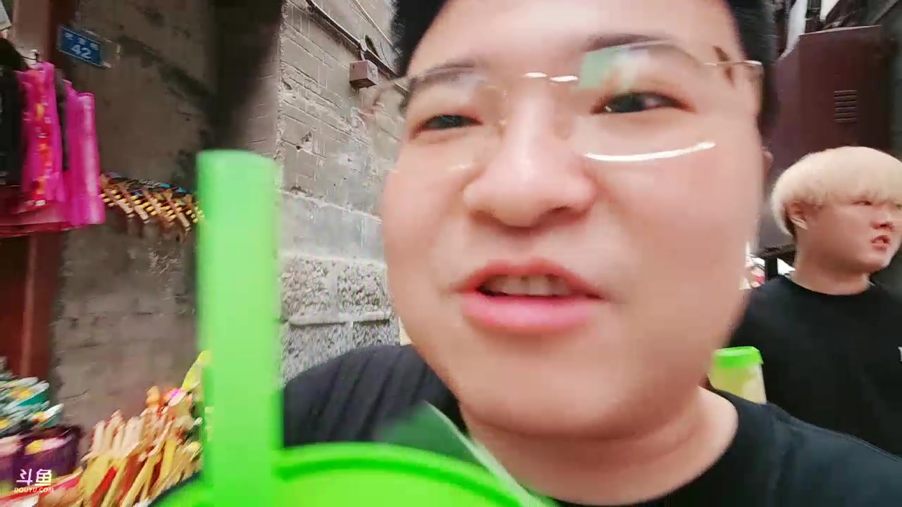 【2023-06-30 14点场】太原马超丶：凤凰古城来了哦