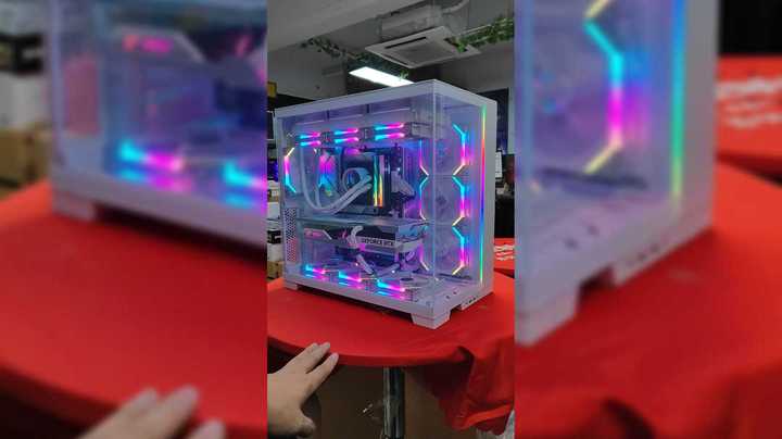 联力O11全视版积木一代装机效果