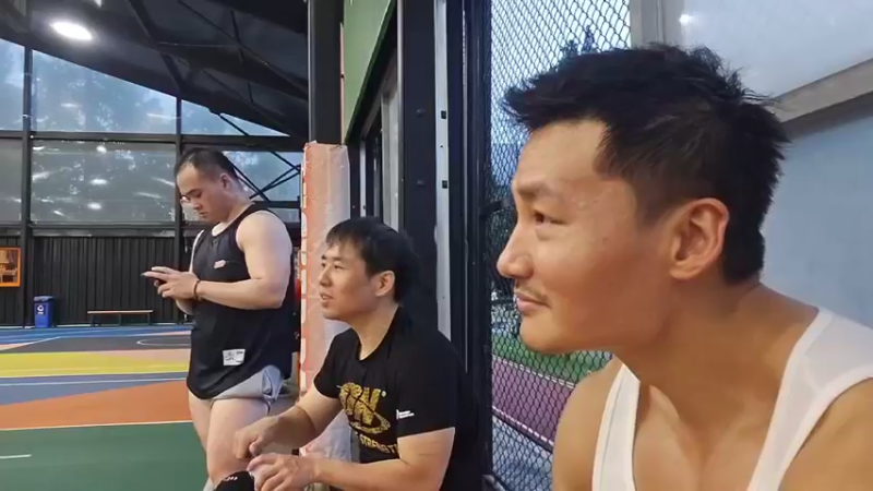 【2023-07-01 19点场】黑人毅：晚上去打篮球
