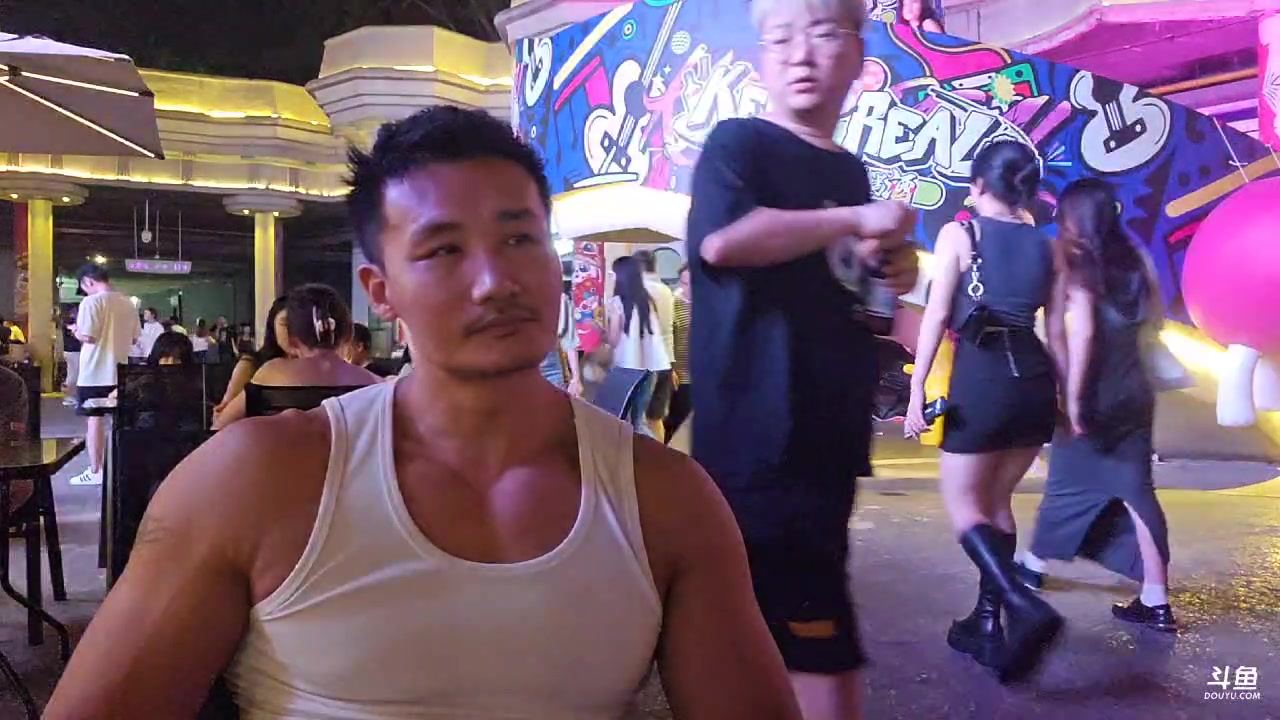 【2023-07-02 01点场】黑人毅：晚上去打篮球
